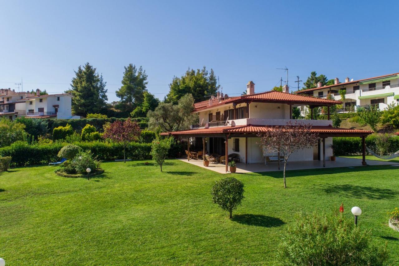 Vila Georgia Siviri Bagian luar foto
